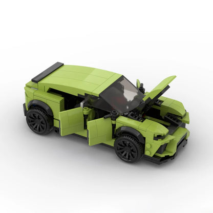 Lamborghini Urus mit Autoanhänger